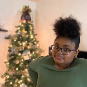 Meet your Posher, Rose